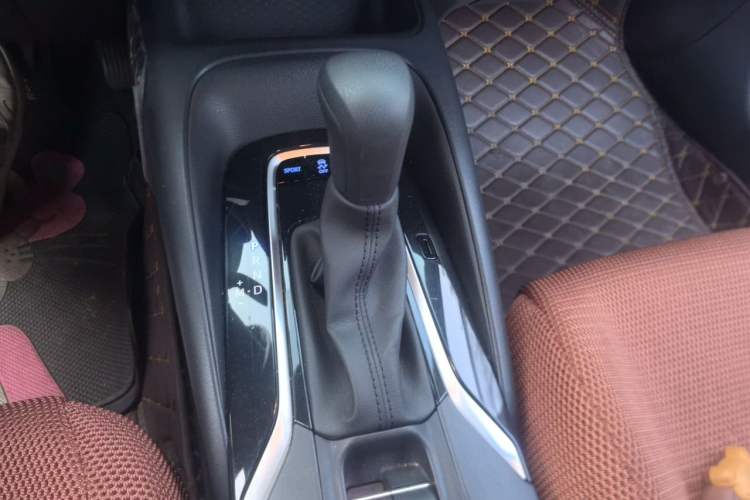 Used Toyota Levin 2019 185T CVT Luxury Edition China VI Standard Gear Lever