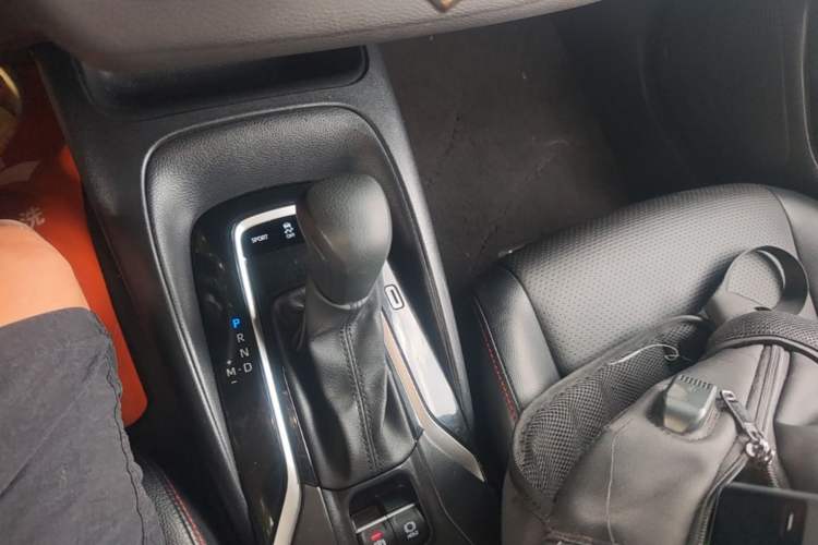 Used Toyota Levin 2019 185T CVT Luxury Edition China VI Standard Gear Lever