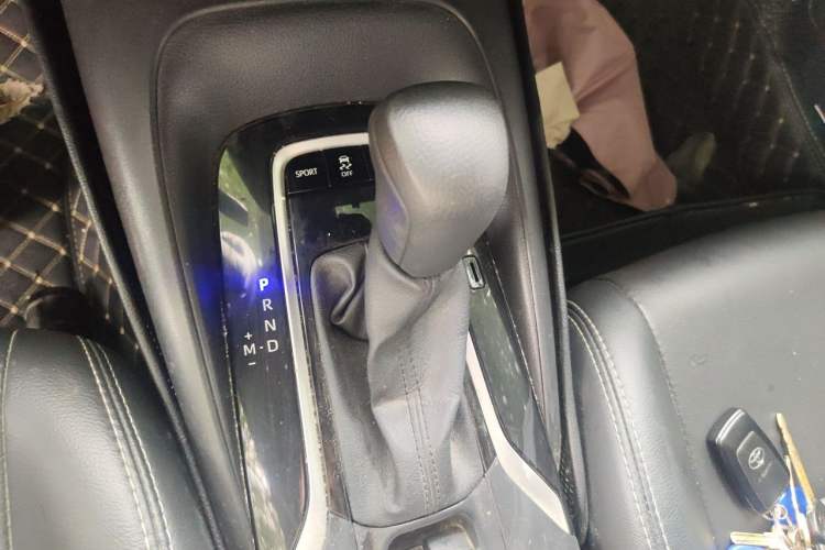 Used Toyota Levin 2019 185T CVT Luxury Edition China VI Standard Gear Lever