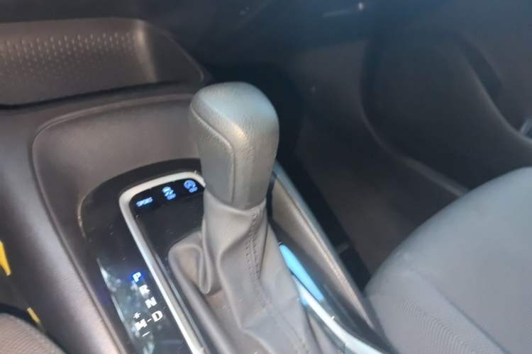 Used Toyota Levin 2019 185T CVT Luxury Edition China VI Standard Gear Lever