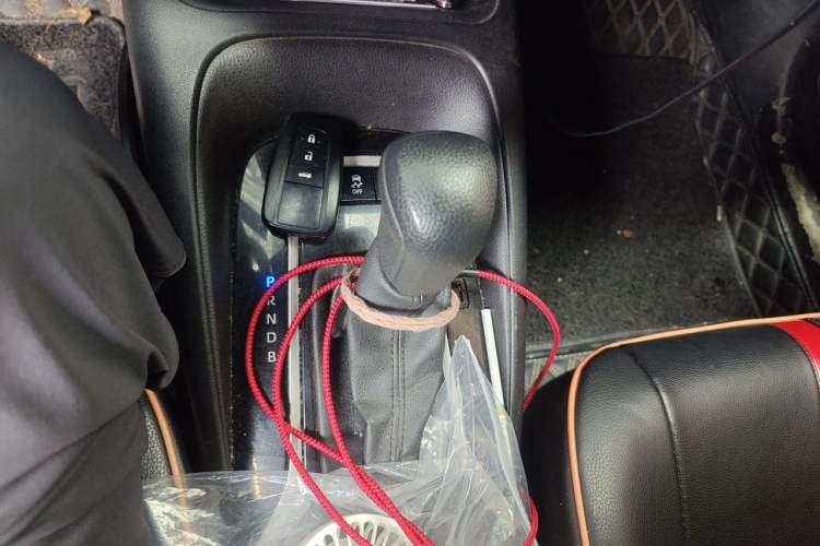 Used Toyota Levin 2019 Dual-Engine 1.8H E-CVT Sport Edition China VI Standard Gear Lever