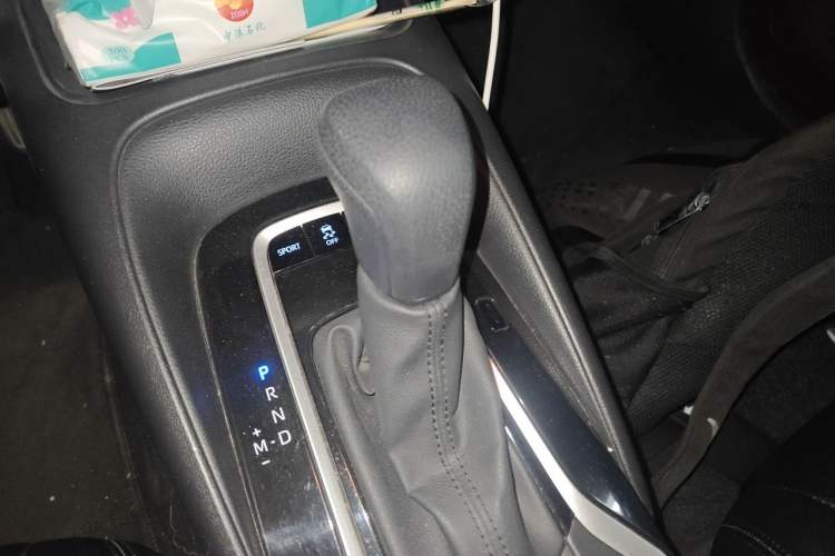 Used Toyota Levin 2019 185T CVT Luxury Edition China VI Standard Gear Lever
