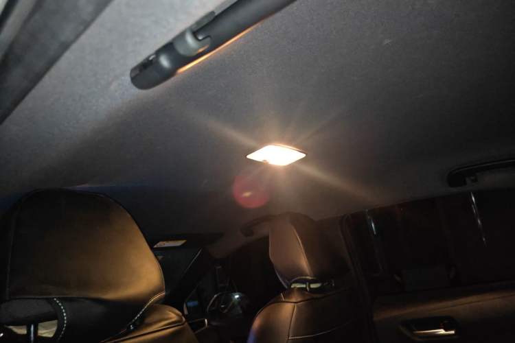 Used Toyota Levin 2019 185T CVT Entry-Level Version China VI Standard Headliner