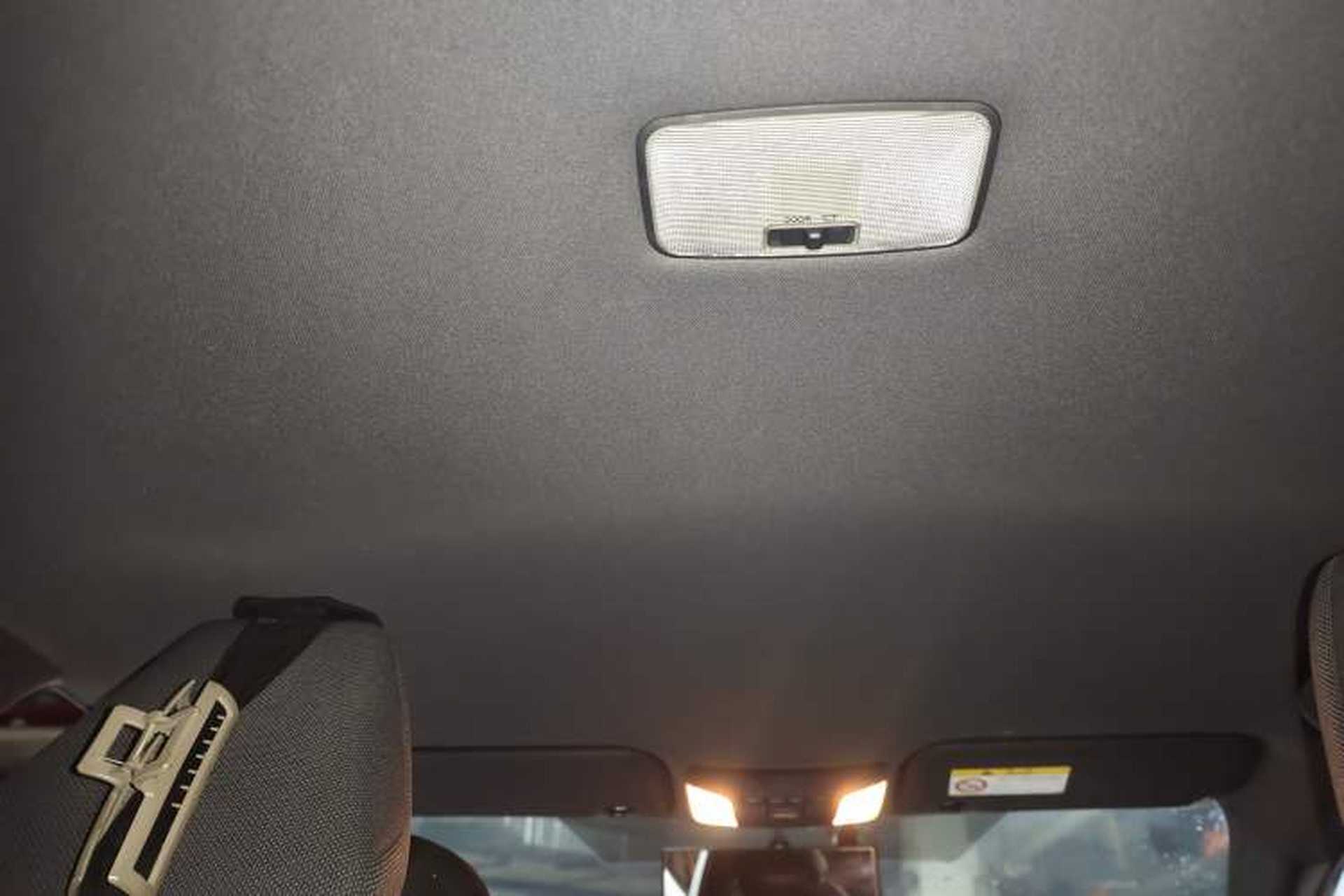 Used Toyota Levin 2019 185T CVT Entry-Level Version China VI Standard Headliner