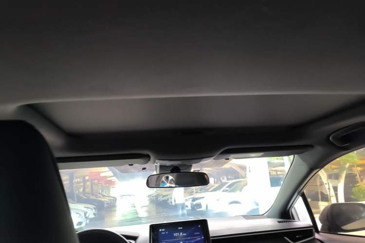 Used Toyota Levin 2019 185T CVT Luxury Edition China VI Standard Headliner