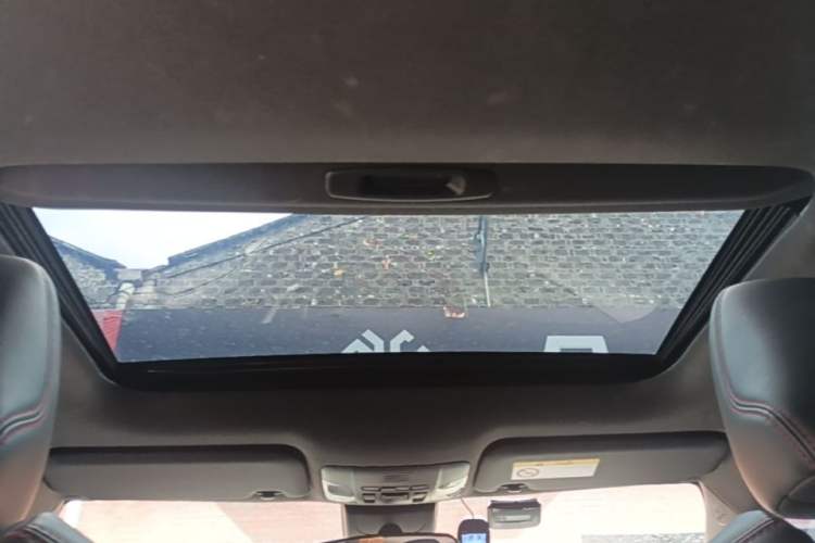 Used Toyota Levin 2019 Dual-Engine 1.8H E-CVT Sport Edition China VI Standard Headliner