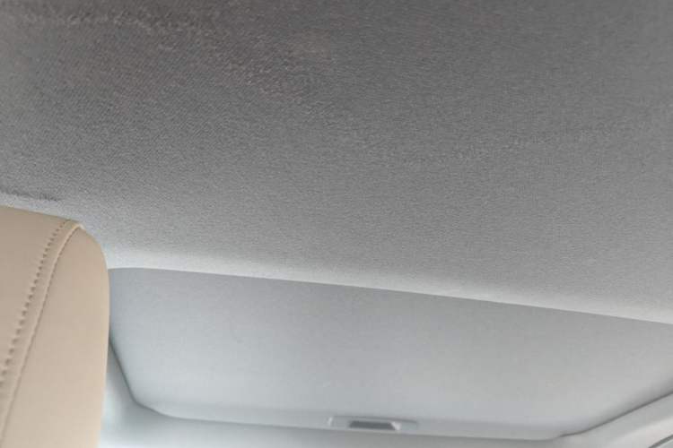 Used Toyota Levin 2019 185T CVT Luxury Edition China VI Standard Headliner