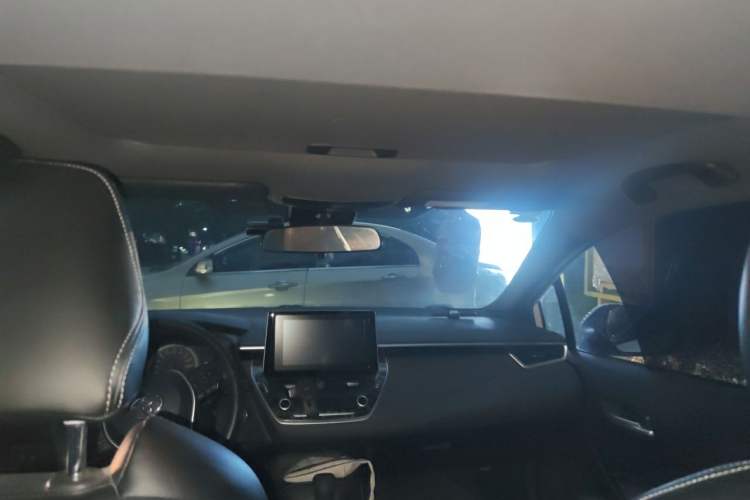 Used Toyota Levin 2019 185T CVT Luxury Edition China VI Standard Headliner