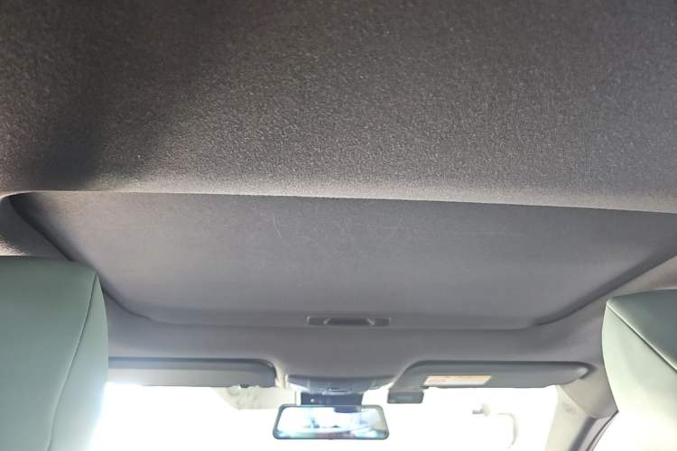 Used Toyota Levin 2019 185T CVT Luxury Edition China VI Standard Headliner