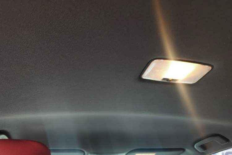 Used Toyota Levin 2019 185T CVT Entry-Level Version China VI Standard Headliner