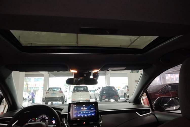 Used Toyota Levin 2019 185T CVT Luxury Edition China VI Standard Headliner