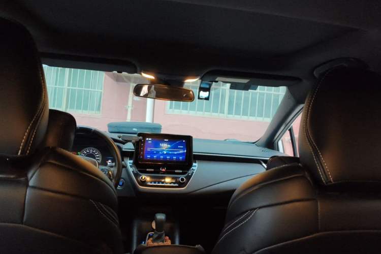 Used Toyota Levin 2019 185T CVT Luxury Edition China VI Standard Headliner