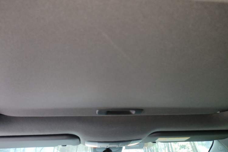 Used Toyota Levin 2019 Dual-Engine 1.8H E-CVT Luxury Edition China VI Standard Headliner