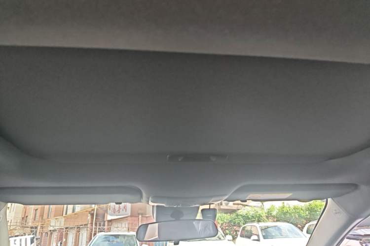 Used Toyota Levin 2019 185T CVT Luxury Edition China VI Standard Headliner