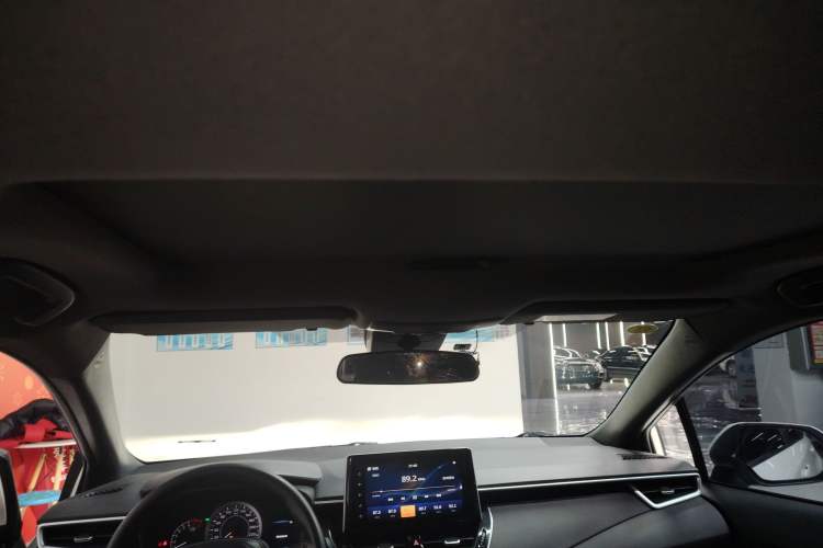 Used Toyota Levin 2019 185T CVT Luxury Edition China VI Standard Headliner