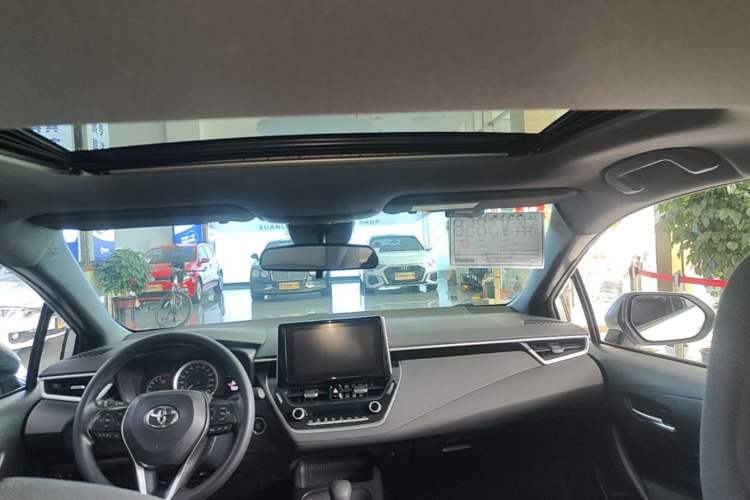 Used Toyota Levin 2019 185T CVT Luxury Edition China VI Standard Headliner