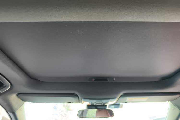 Used Toyota Levin 2019 185T CVT Luxury Edition China VI Standard Headliner