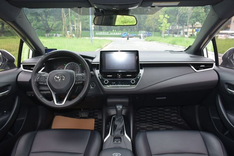 Used Toyota Levin 2019 185T CVT Luxury Edition China VI Standard Interior 1