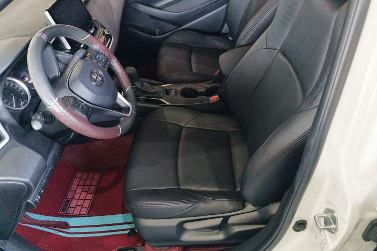 Used Toyota Levin 2019 185T CVT Luxury Edition China VI Standard Interior 1
