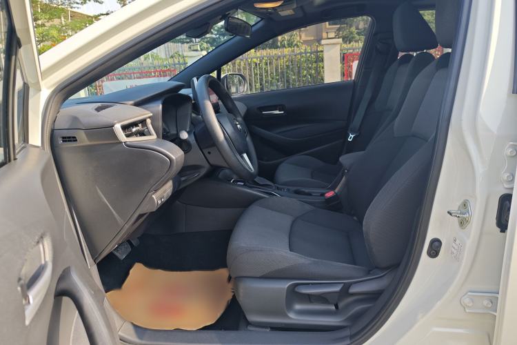 Used Toyota Levin 2019 185T CVT Luxury Edition China VI Standard Interior 1