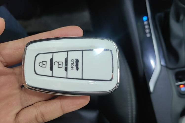 Used Toyota Levin 2019 Dual-Engine 1.8H E-CVT Luxury Edition China VI Standard Interior 1