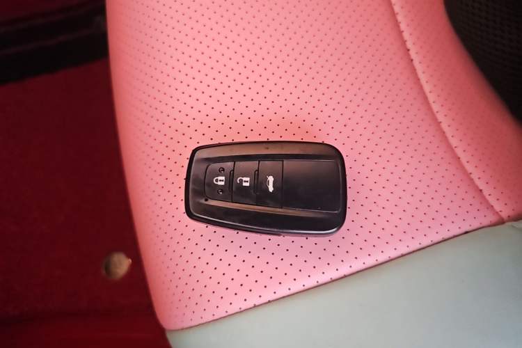 Used Toyota Levin 2019 185T CVT Luxury Edition China VI Standard Interior 1