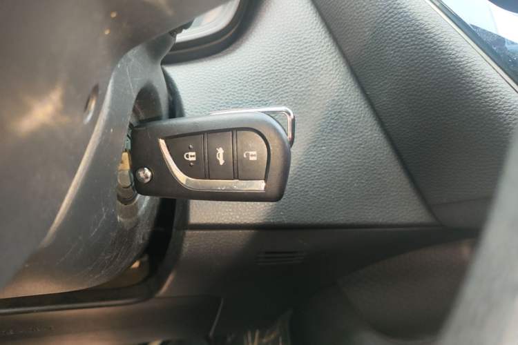 Used Toyota Levin 2019 185T CVT Entry-Level Version China VI Standard Interior 1