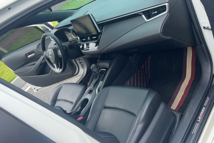 Used Toyota Levin 2019 185T CVT Luxury Edition China V Standard Interior 13
