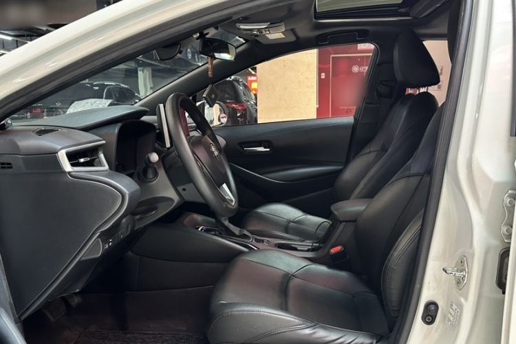Used Toyota Levin 2019 185T CVT Luxury Edition China VI Standard Interior 2