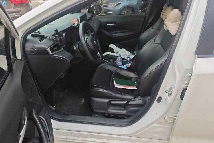 Used Toyota Levin 2019 185T CVT Sport Edition China VI Standard Interior 3
