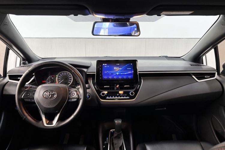 Used Toyota Levin 2019 185T CVT Luxury Edition China VI Standard Interior 3
