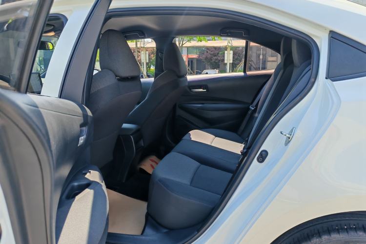 Used Toyota Levin 2019 185T CVT Entry-Level Version China VI Standard Interior 3