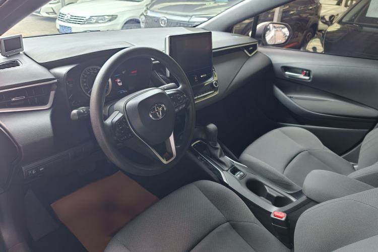 Used Toyota Levin 2019 185T CVT Luxury Edition China VI Standard Interior 3