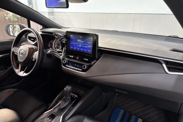 Used Toyota Levin 2019 185T CVT Luxury Edition China VI Standard Interior 4