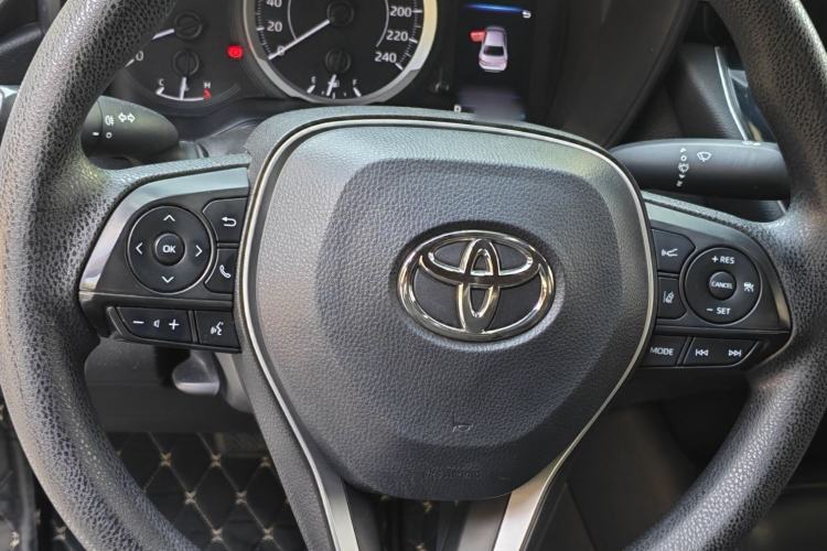 Used Toyota Levin 2019 185T CVT Luxury Edition China VI Standard Interior 4