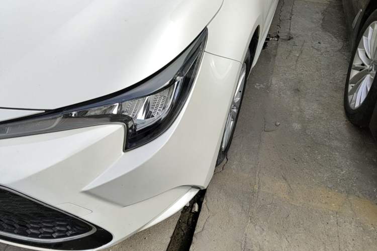 Used Toyota Levin 2019 185T CVT Luxury Edition China VI Standard Left Front Headlight
