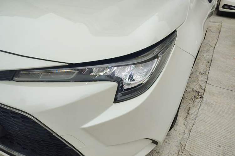 Used Toyota Levin 2019 185T CVT Luxury Edition China VI Standard Left Front Headlight