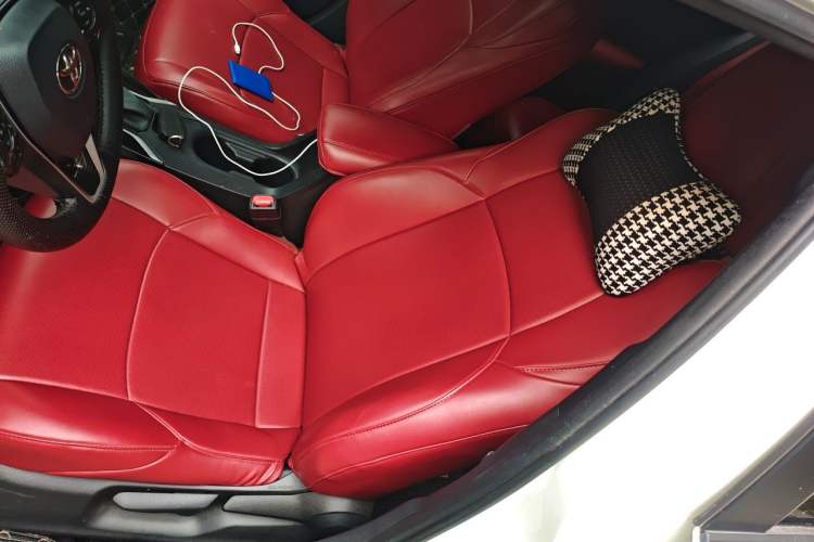 Used Toyota Levin 2019 185T CVT Sport Edition China VI Standard Left Front Seat