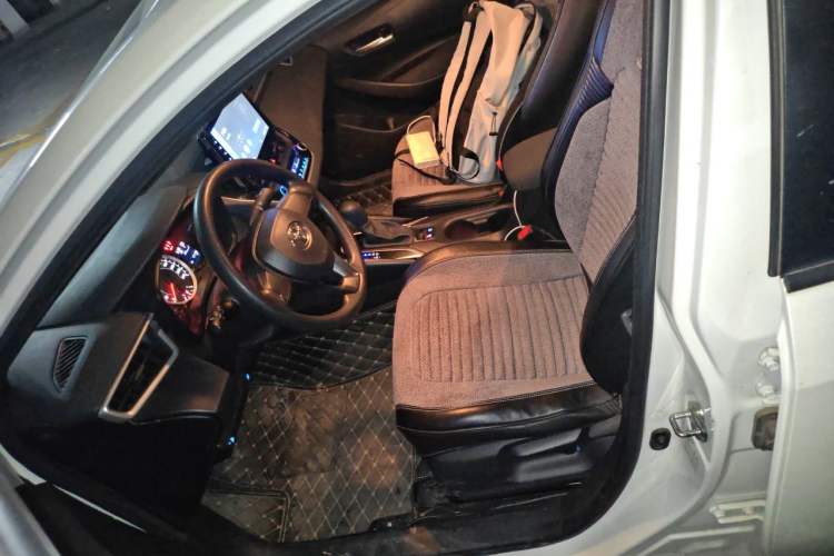 Used Toyota Levin 2019 185T CVT Entry-Level Version China VI Standard Left Front Seat