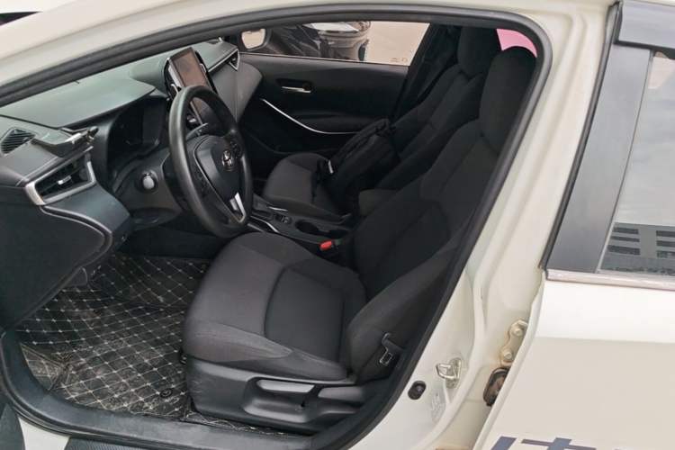 Used Toyota Levin 2019 Dual-Engine 1.8H E-CVT Tech Edition China VI Standard Left Front Seat
