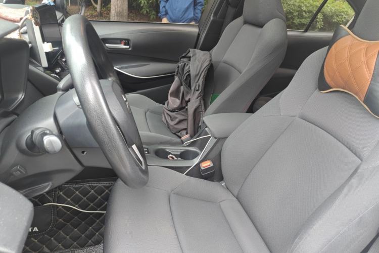 Used Toyota Levin 2019 Dual-Engine 1.8H E-CVT Luxury Edition China VI Standard Left Front Seat