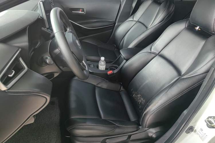 Used Toyota Levin 2019 Dual-Engine 1.8H E-CVT Luxury Edition China VI Standard Left Front Seat