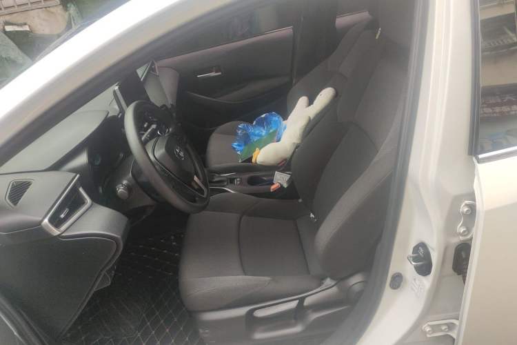 Used Toyota Levin 2019 185T CVT Luxury Edition China VI Standard Left Front Seat