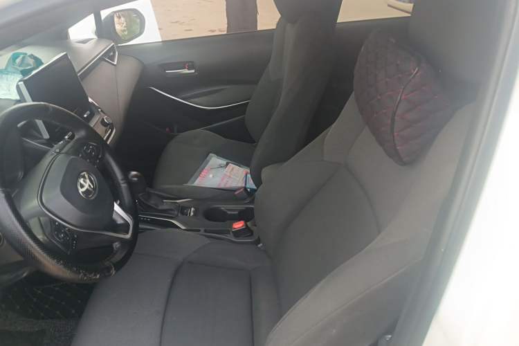 Used Toyota Levin 2019 Dual-Engine 1.8H E-CVT Luxury Edition China VI Standard Left Front Seat