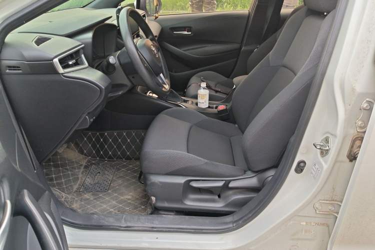 Used Toyota Levin 2019 185T CVT Luxury Edition China VI Standard Left Front Seat