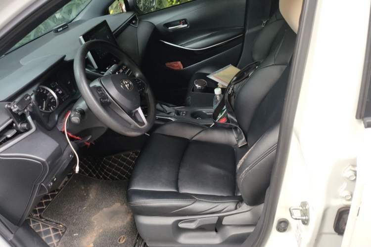 Used Toyota Levin 2019 Dual-Engine 1.8H E-CVT Luxury Edition China VI Standard Left Front Seat