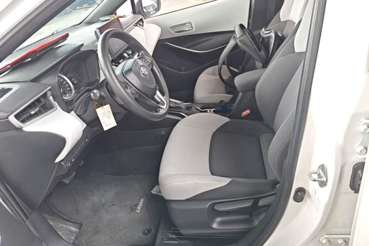Used Toyota Levin 2019 Dual-Engine 1.8H E-CVT Luxury Edition China VI Standard Left Front Seat