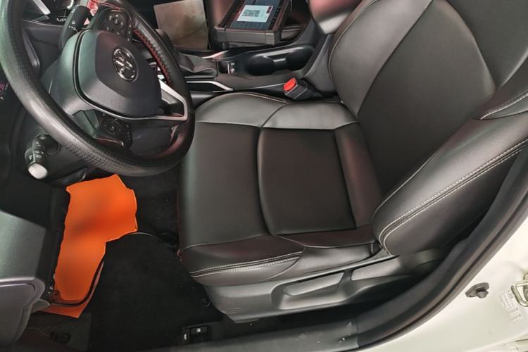 Used Toyota Levin 2019 185T CVT Luxury Edition China VI Standard Left Front Seat