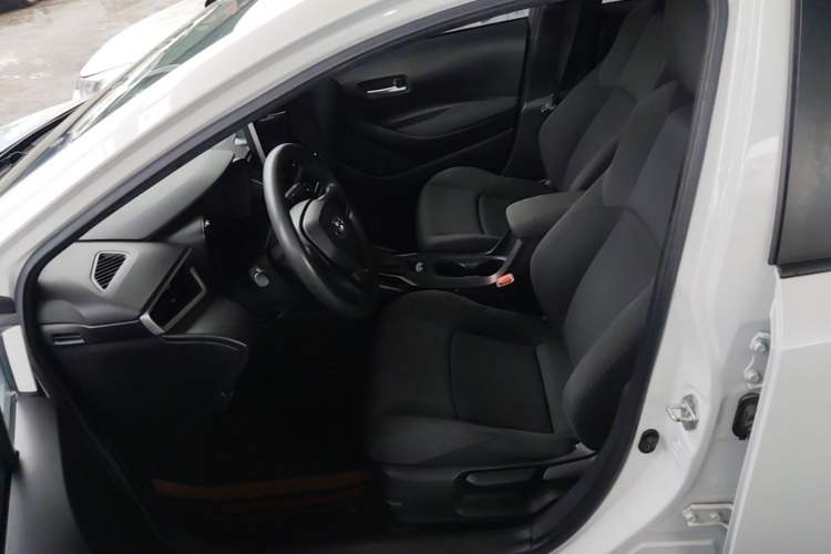 Used Toyota Levin 2019 185T CVT Entry-Level Version China VI Standard Left Front Seat