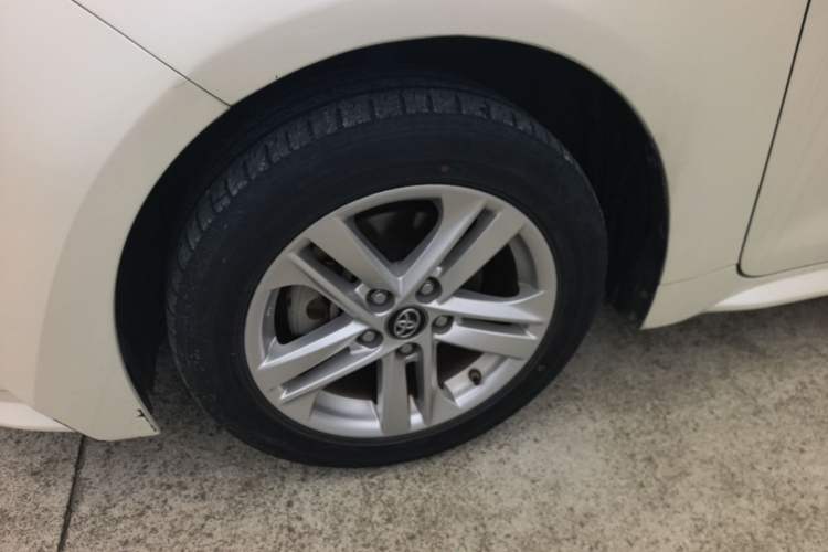 Used Toyota Levin 2019 185T CVT Luxury Edition China VI Standard Left Front Wheel Hub